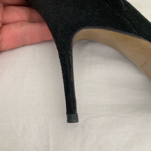 Authentic Donna Karan  heels with dust bags. - Picture 3 of 8